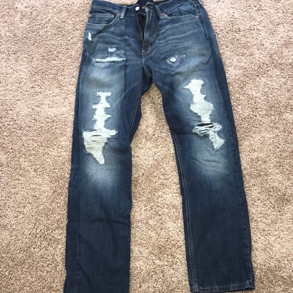 levis 541 ripped jeans